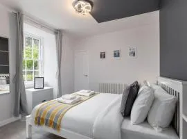 Castle Esplanade Apartment