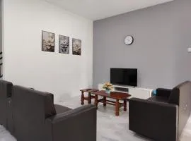 Pearl Villa 5 Bedroom Unit 6