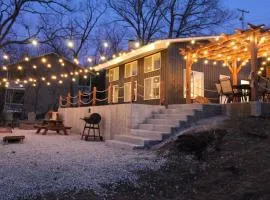Modern Getaway - New Outdoor Amenities! - Location