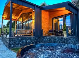 Balada dintre dealuri - Casa Soarelui si Casa Lunii