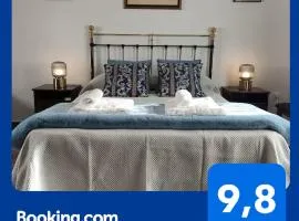 Entretorres. Casa-dúplex en centro histórico.