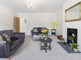 The Heart of Brixham, Bolton Plaice, Luxury Apartment