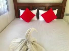 Oneida Villa & Restaurant