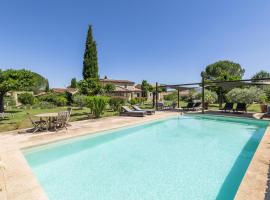 Mas Oréa côté piscine, Hotel in Gordes