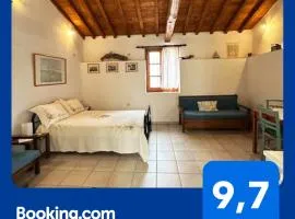 Amalia beach apartment