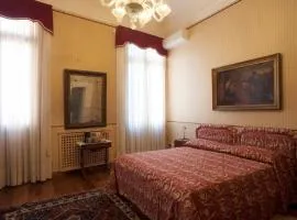 Camera doppia con bagno e terrazza