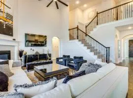 6 Mi to Lake Lewisville Chic Retreat in Frisco!