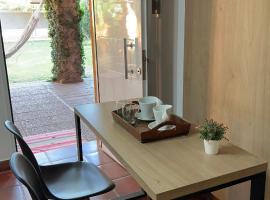 Suite Exclusiva en Chilecito con Jardin Privado y Parrilla, hotel di Chilecito