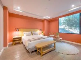 Modern Comfort in El Tesoro Medellín 301