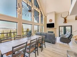 Views, Trails, Hot Tub and More Luxe Wyoming Oasis