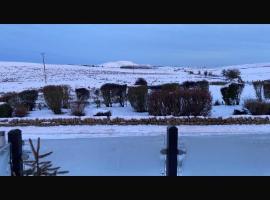 Skiddaw Lodges- The Lake District, khu cắm trại ở Plumbland