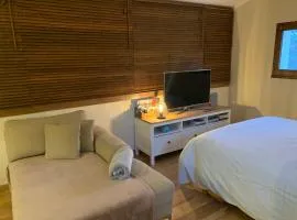 Chambre au calme dans maison avec vue