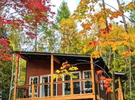 Sunset Retreat at Blind River, ξενοδοχείο σε Blind River