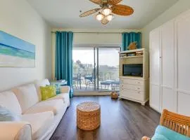 Walkable Condo with Pool Btwn Rosemary and Alys Beach!