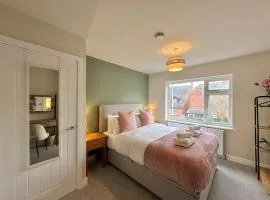 Contemporary City Centre Apartments with Garden