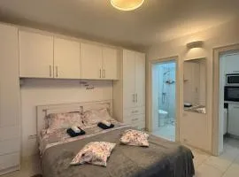 Kochet Pitters Home