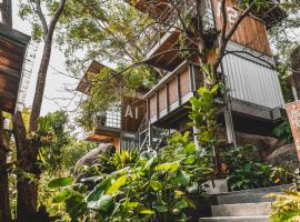 Shiva Lodge, hotel com estacionamento em Ko Tao