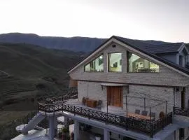 Marin Duplex Villa Berat