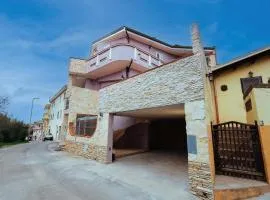 Mery's House WIFI&PrivateParking
