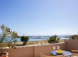 Chryssi Seafront Living, 03 Suite, right on the beach in Rethymno!