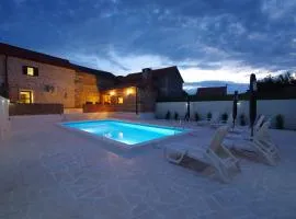 Villa Dora with private pool