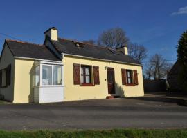 Le Gollot, holiday rental in Poullaouen