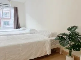 Jira Private simply room near Suvarnabhumi Airport