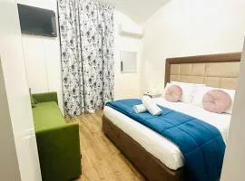 Western Termini Guest House