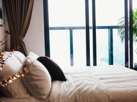 Luxury Apartment in Hai Phong near CatBi international Aport, hotel in Ðông Khê