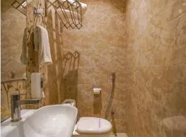 Shiv Rudraksh Resort, Near Assi Ghat