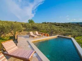 Mediterranean Villa With Pool