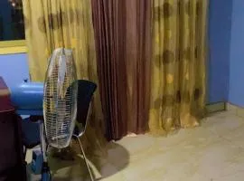 Service apartment