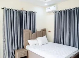 Furnished studio apartment in a secure and serene part of Ibadan
