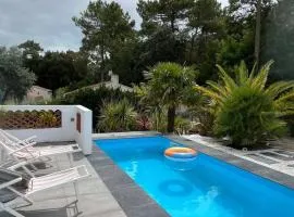Maritime villa between beach and forest