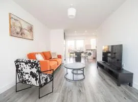 Modern 3-Bed Home-Liverpool Stay