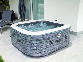 Villetta in Centro Storico - Chalet in Old Town، كابينة في ماليي