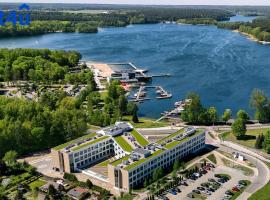 Nad Zatoką Aparthotel by Rent4You, пляжный отель в Ольштыне