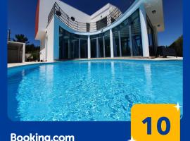 Quinta do Anjo Palmela Setubal Villa with a Private Pool