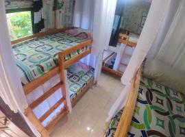 Home Sweetie Homestay & Bunkbeds, hostel in Moalboal