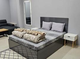 Ново! New Studio PANDORA, acomoda&ccedil;&atilde;o com cozinha em Sliven