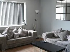 The luxe by Waggoner Aparts 2 Bedroom!