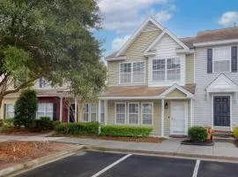 Chucktown Charm- 8 mins to Credit One