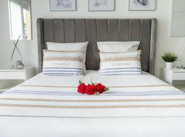 Suite avec jacuzzi & terrasse โรงแรมในซาวิญี-เลอ-ต็องป์