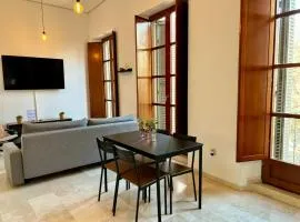 Apartamento insonorizado con vistas a plaza Bib Rambla