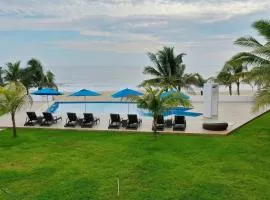 Hidden Paradise Club