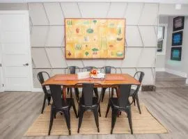 Family Casa San Antonio Steps to Alamo Riverwalk Pkg