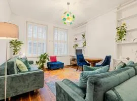 New listing! 1BR apt in Central London, 5 min tube