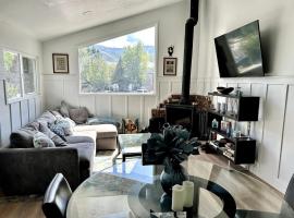 Spacious 4BR Mountain View 5 min to PC Resort, вила в Парк Сити