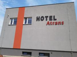 Hotel Atrans、Psaryのホテル