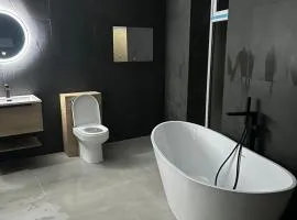 The Cleveland Retreat - sauna stay
